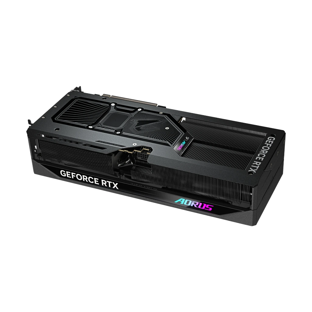 TARJETA DE VIDEO_GIGABYTE_AORUS_RTX 5070_9.webp